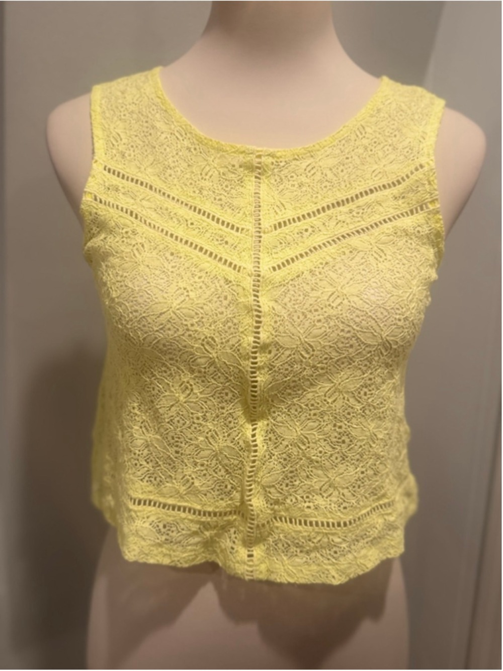 ASTR | Crochet Sleeveless Cropped Top | Neon Yellow